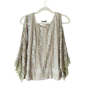 Women's A'Reve Soft Lace Open Cold Shoulder Batwing Sleeve Medium Blouse GUC